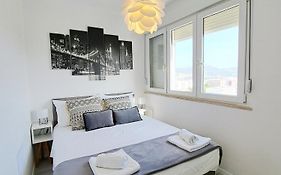 New! Top Apartment, Split View From Above